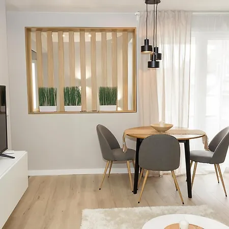 Sea Garden - 2bd Flats With Desk & Balcony By Flat Mаnager Lägenhet